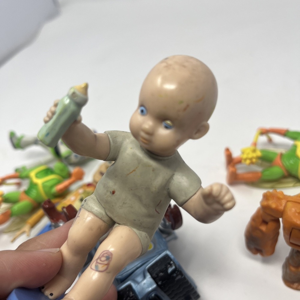 Disney Toy Story 3 Lot Of Mini Figures Twitch Sparks Chunk Pricklepants Big Baby - Picture 6 of 12